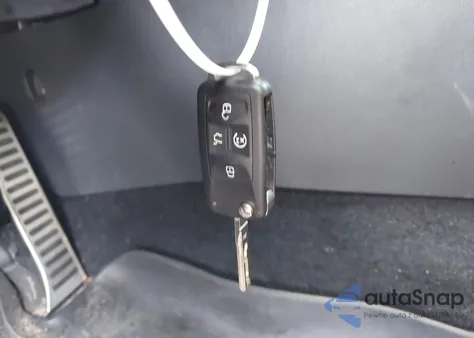 2018 Volkswagen Passat 2.0T Sel Premium из США, поврежденный, VIN 1VWCA7A32JC002003